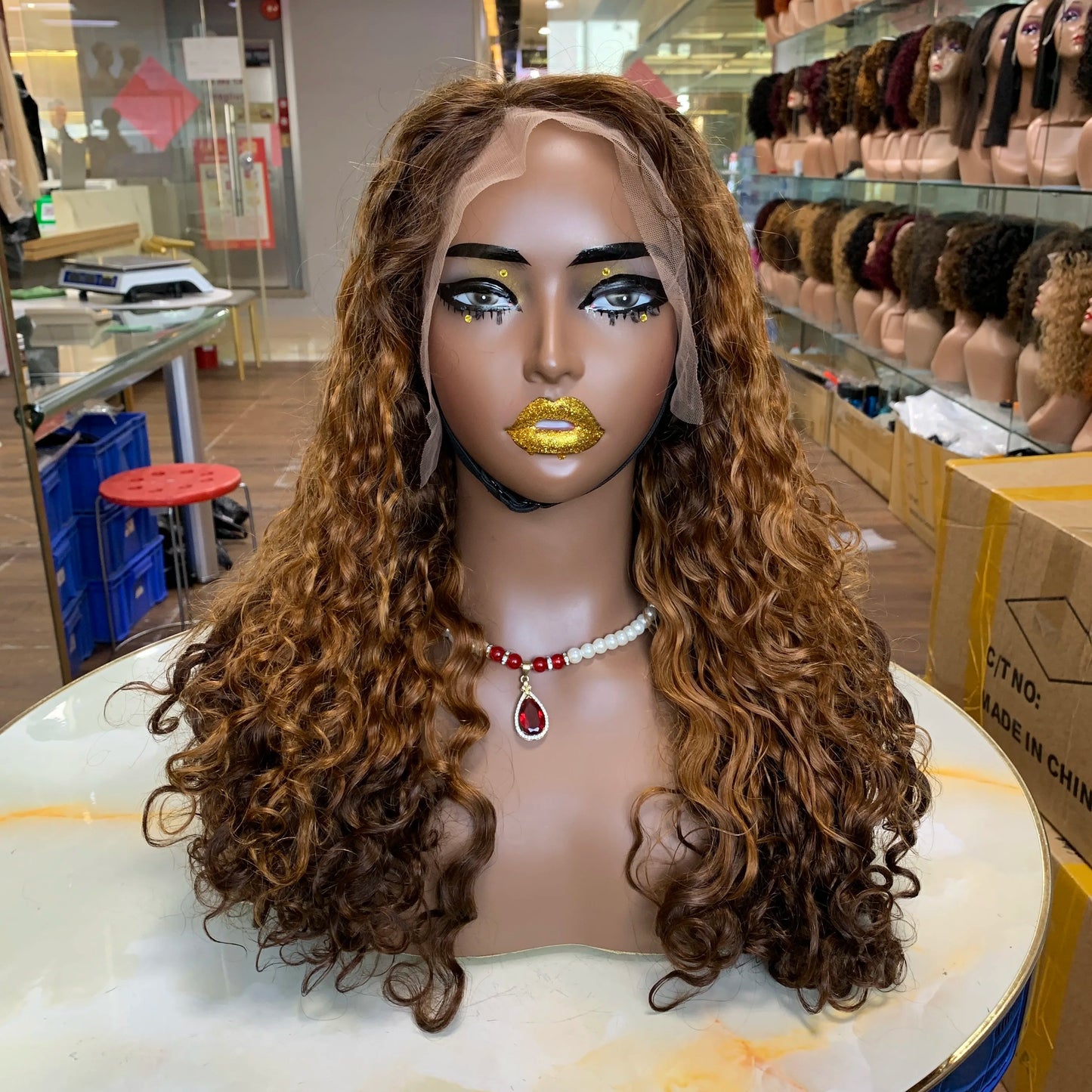 Hommes en gros dentelle frontale vietnamienne en dentelle brute, Vietnam cheveux humains Wig curls luxe, cheveux coupés en linge de bob court pour femmes luxe bouclé JCC.COM