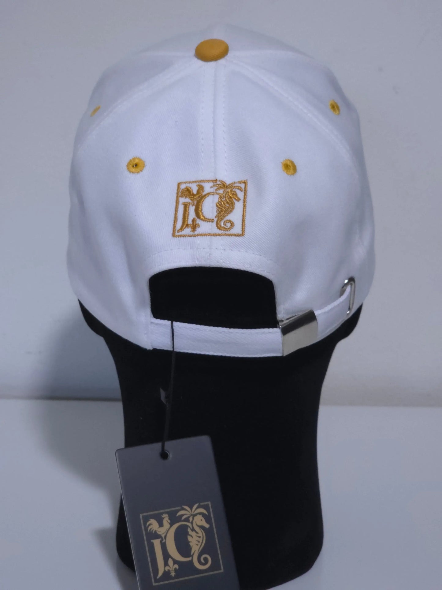 Casquette White & Gold — Style Urbain & Élégant JCC.COM