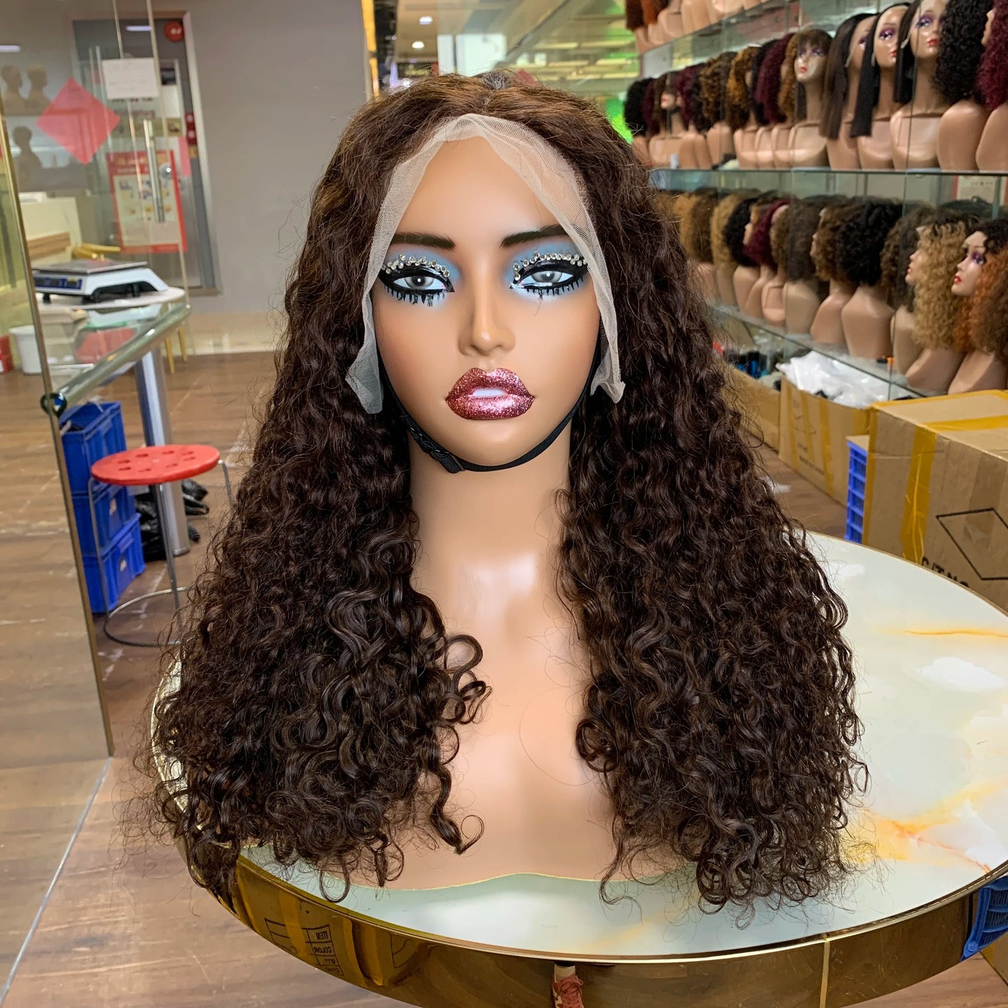 Hommes en gros dentelle frontale vietnamienne en dentelle brute, Vietnam cheveux humains Wig curls luxe, cheveux coupés en linge de bob court pour femmes luxe bouclé JCC.COM