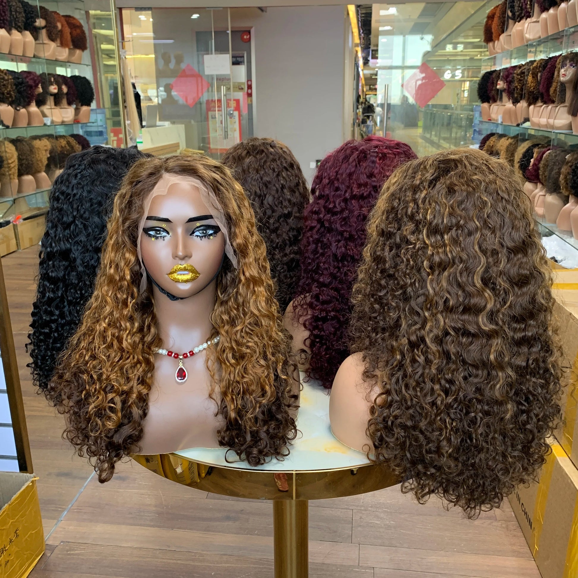 Hommes en gros dentelle frontale vietnamienne en dentelle brute, Vietnam cheveux humains Wig curls luxe, cheveux coupés en linge de bob court pour femmes luxe bouclé JCC.COM
