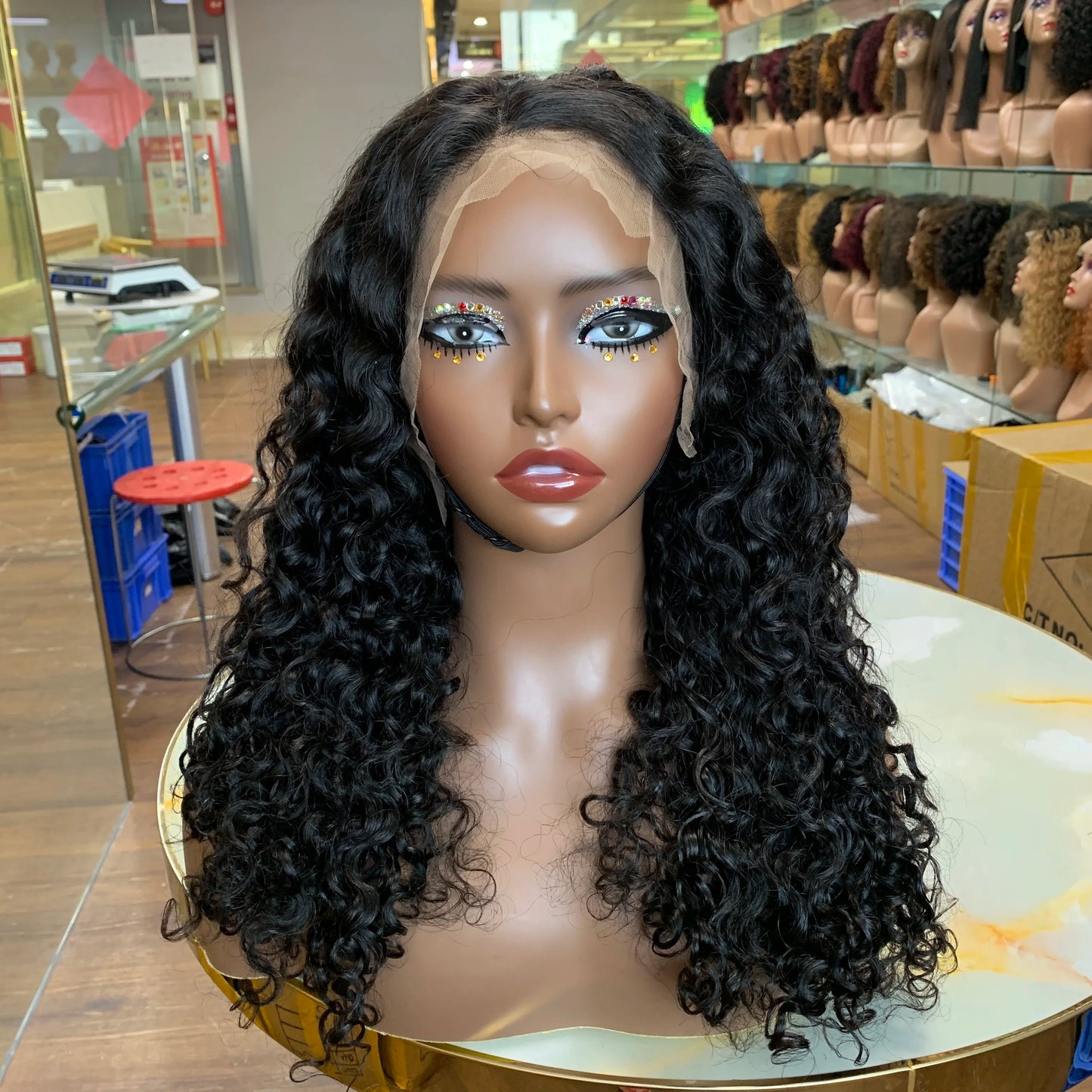 Hommes en gros dentelle frontale vietnamienne en dentelle brute, Vietnam cheveux humains Wig curls luxe, cheveux coupés en linge de bob court pour femmes luxe bouclé JCC.COM