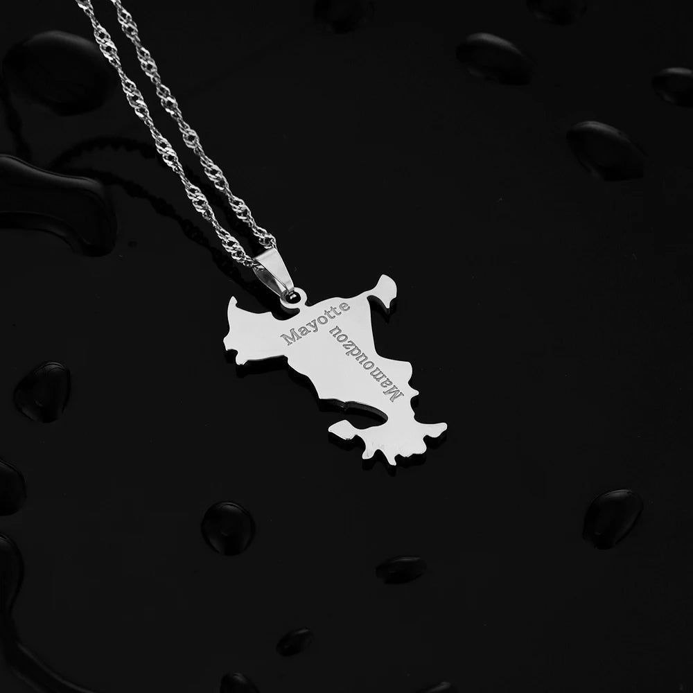 mode Français Mayotte île Carte pendentif Collier acier inoxydable Hommes femmes Ethnies cartes bijoux Cadeau JCC.COM